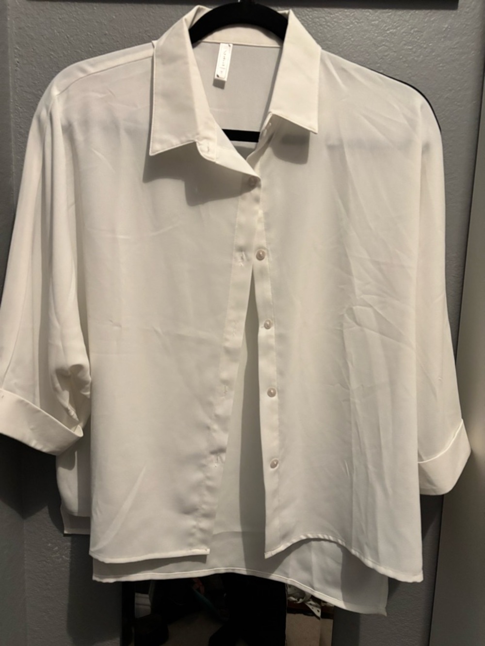 Women’s White Button-Front Blouse